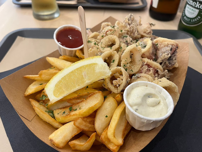 Restoran Tunaholic Fish Bar - Slika 4
