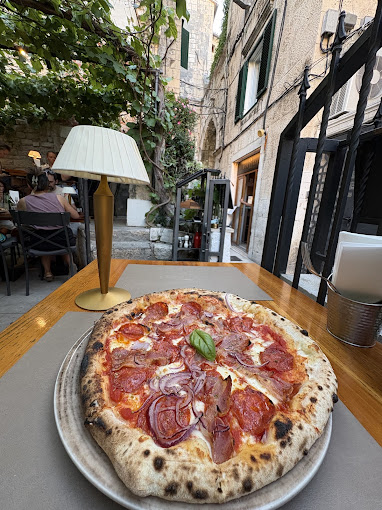 Restoran Pizzeria Portas - Slika 1