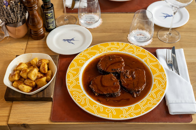 Restoran Tri sunca restaurant - Slika 1