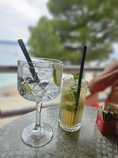 Lero Beach bar